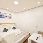 Premium Гостьовий будинок 3*