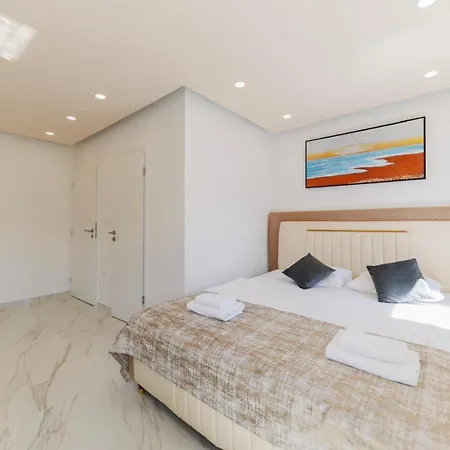 Premium Guest house